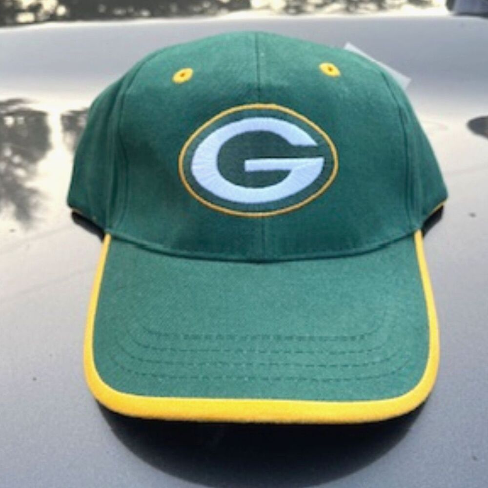 "G" Adjustable Cap . Green Bay Packers . New w/o Tags